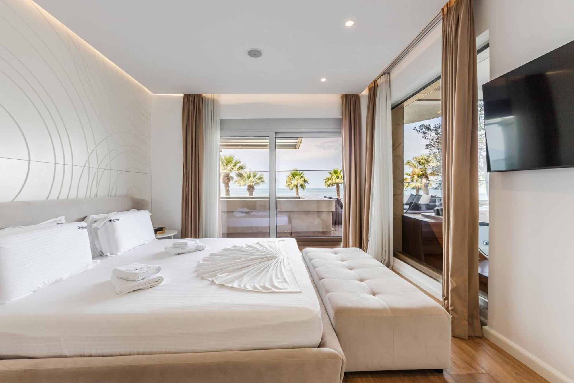 Belleview 2 *